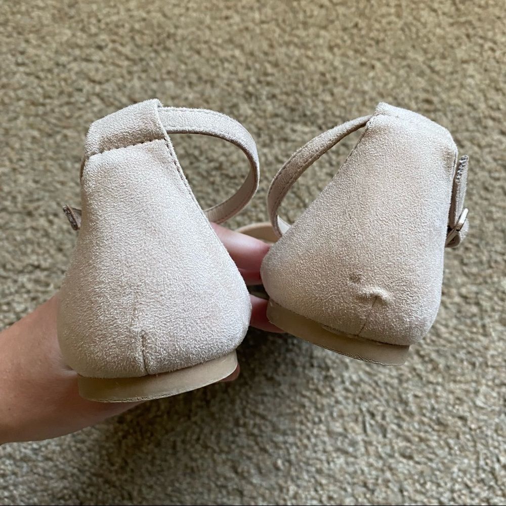 Call it spring creme sandal, size 6 - Picture 7 of 7